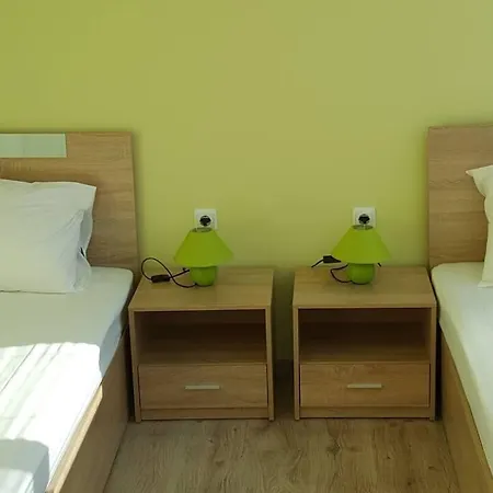 Guest Soleo 3* 발치크